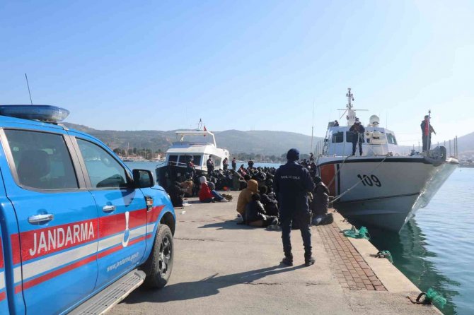 İ̇zmir’de Göçmen Operasyonu: 226 Göçmen İle 10 İnsan Kaçakçısı Yakalandı
