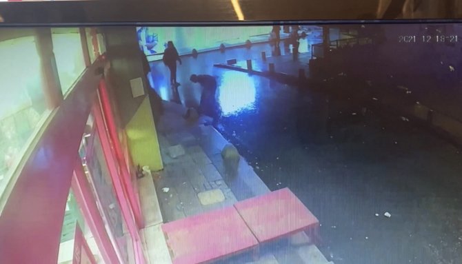 İ̇stanbul’da Düğünde Dehşet Anları, Gelin Düğünü Bırakıp Kavgaya Koştu