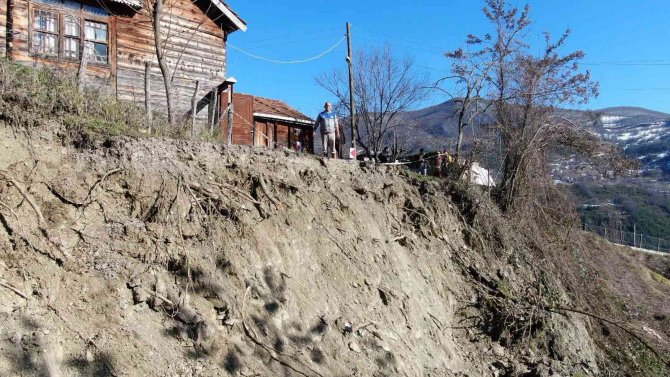 Karadeniz’de Heyelan Korkusu