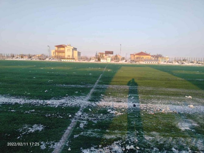 Başakpınar Şaban Tankurt Stadı Hazır