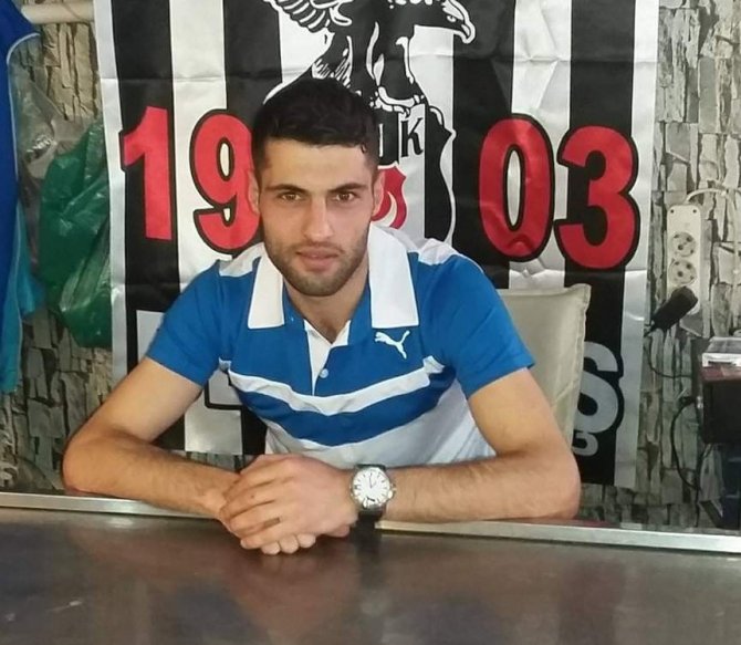 Kağıthane’de 3 Kişi Bir İş Hanındaki Ofiste Ölü Bulundu