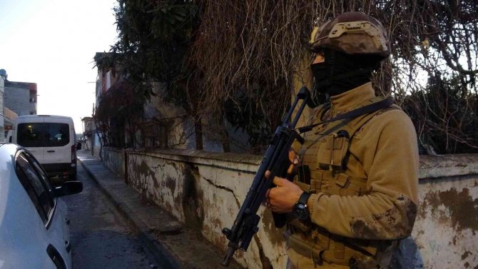15 Şubat Öncesi 52 Adrese Pkk/kck Operasyonu