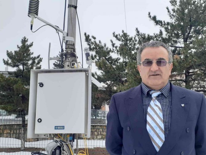 Nevşehir’de Kar Yağışı Son 45 Yılın En Yüksek Seviyesine Ulaştı