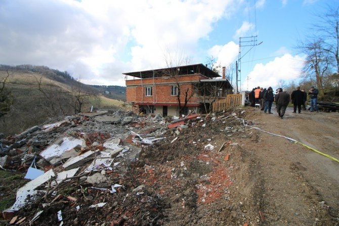 Devlet Heyelan Bölgesinde