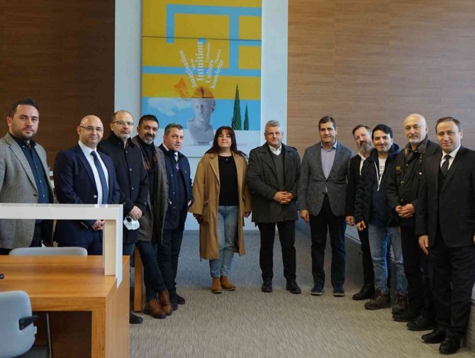 Radyocular Atlas Üniversitesi’nde Buluştu