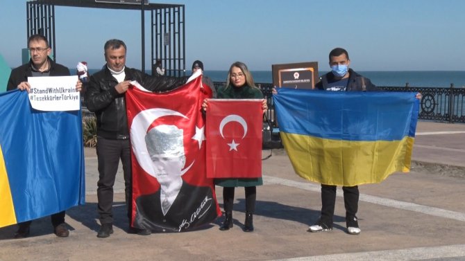 Ukraynalılar ‘Teşekkürler Türkiye’ Pankartı Açtı