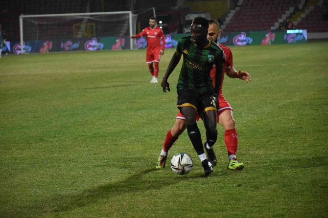 Spor Toto 1. Lig: Balıkesirspor: 1 - Kocaelispor: 2