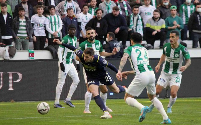 Spor Toto Süper Lig: Gzt Giresunspor: 1 - Fenerbahçe: 1 (Maç Devam Ediyor)