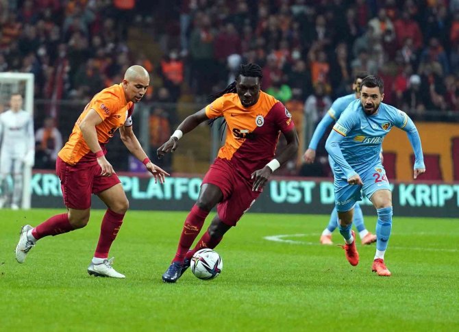 Galatasaray 6 Maçtır Kazanamıyor
