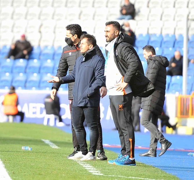 Spor Toto Süper Lig: Başakşehir: 1 - Gaziantep Fk: 0 (İ̇lk Yarı)