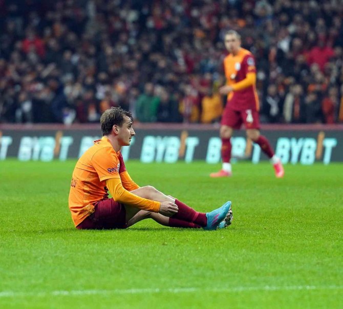 Spor Toto Süper Lig: Galatasaray: 0 - Kayserispor: 0 (İ̇lk Yarı)
