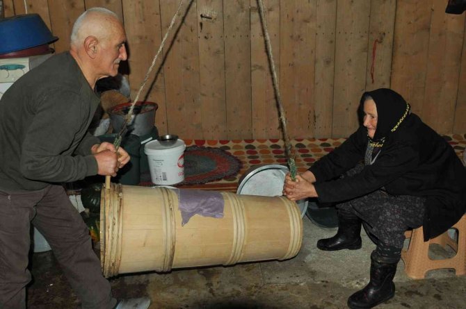 Korona Virüs Nedeniyle Yayladan Hiç İnmediler