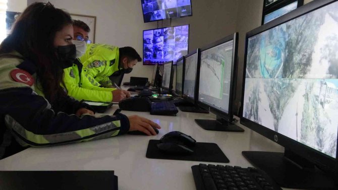 Trafik Denetimleri Kameralardan Yapılıyor