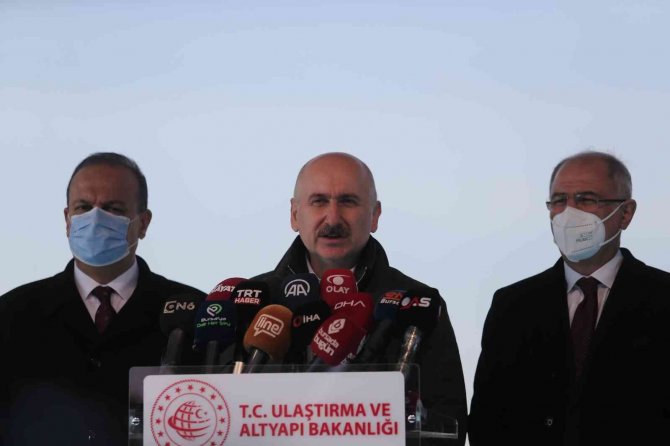 Bakan Karaismailoğlu: "Muhalefet İle Mahkemede Hesaplaşacağız"