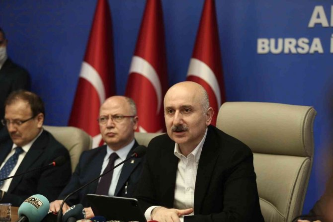 Bakan Karaismailoğlu: “Halkımız Suyu Getirenle Testiyi Kıranları Çok İyi Biliyor”