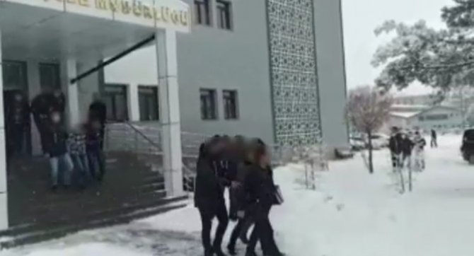 Van’da Kasten Adam Öldürme Suçundan 3 Kişi Tutuklandı