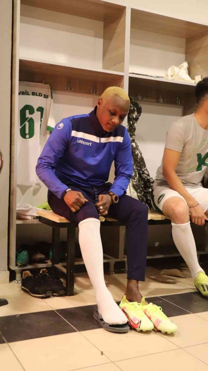 Yattara, 5 Yıl Sonra 61 Numaralı Forma İle Yeşil Sahalarla Buluştu