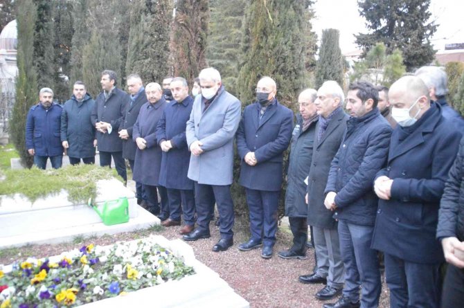 Kadir Topbaş Ölümünün 1’inci Yılında Kabri Başında Anıldı