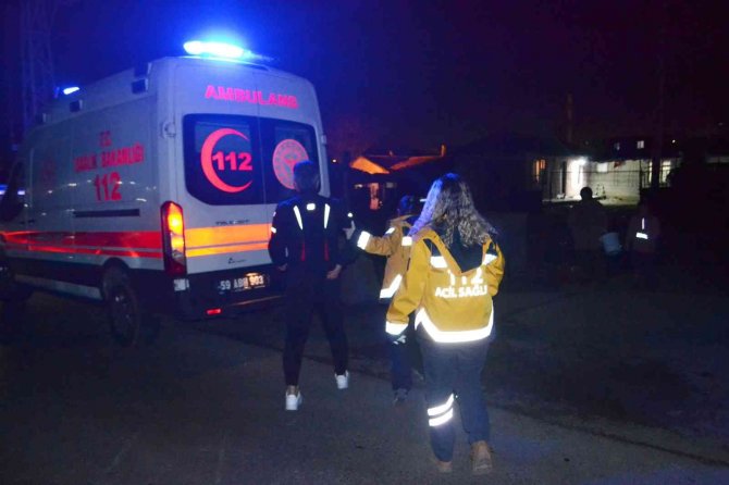 Ata Çarpan Motosikletli Yaralandı