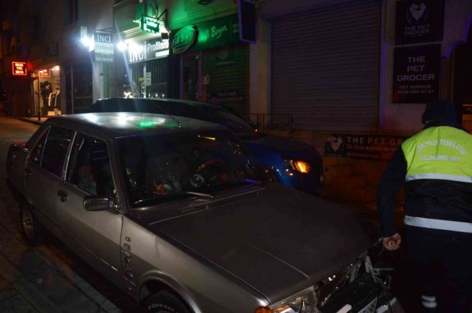 Bakırköy’deki Silahlı Çatışmada Zarar Gören 7 Otomobil Yerinden Kaldırıldı