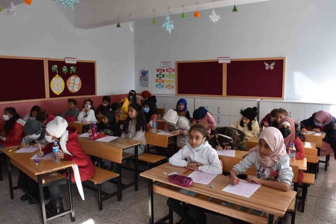 Bitlis’te Siyer Yarışmasına Yoğun Katılım