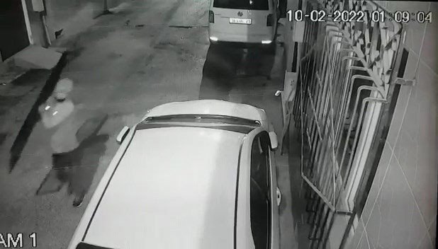 Hırsızlara Karşı Yaptırmıştı, Onu Da Çaldılar
