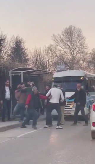 Trafikte Tekme Tokat Yol Verme Kavgası Kamerada