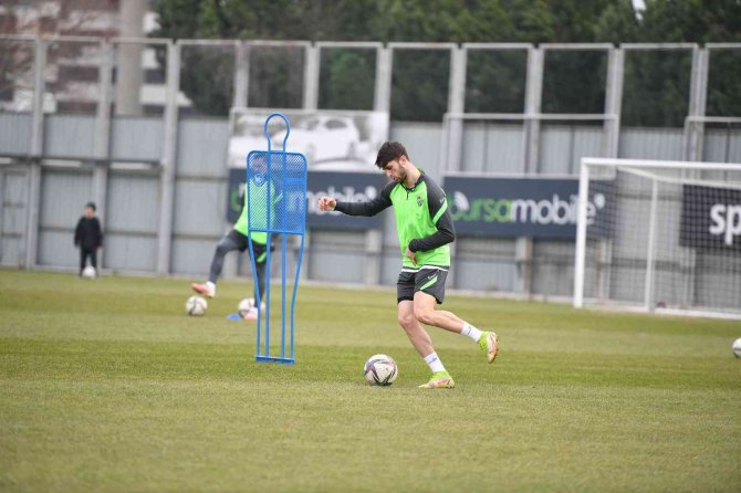 Bursaspor’da Tuzlaspor Maçı Hazırlıkları Sürüyor
