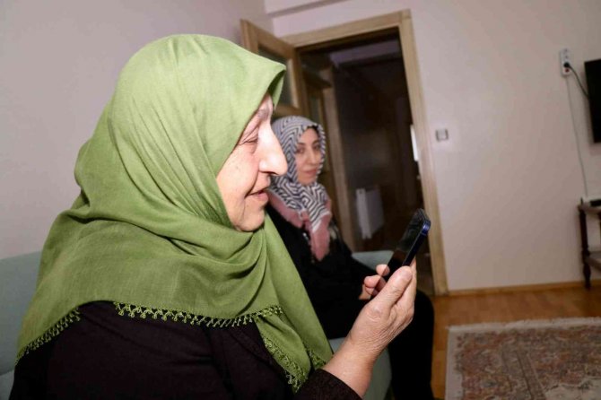 Kılıçdaroğlu Ve Milletvekili Erol’dan Şehit Göl’ün Annesine Telefon
