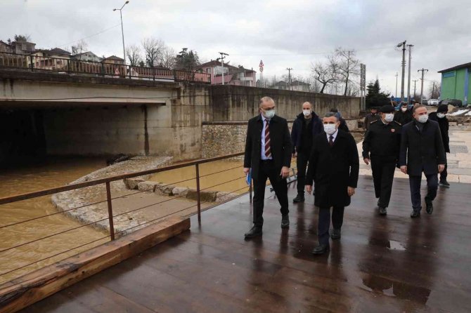 Tarihi Roma Köprüsünün Restorasyonu Sürüyor