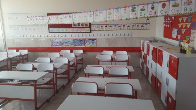 Elazığ’da İ̇smet Paşa Ortaokulu Yapılan Çalışmalar İle Yenilendi