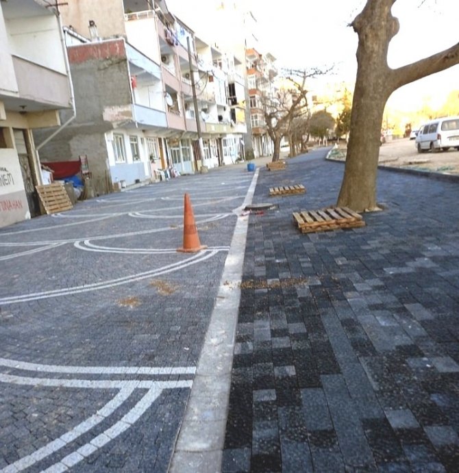 Erdek’e Sahil Bandı Ve Çay Bahçeleri Yapılıyor