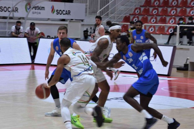 Ing Basketbol Süper Ligi: Aliağa Petkim Spor: 72 - Büyükçekmece Basketbol: 74