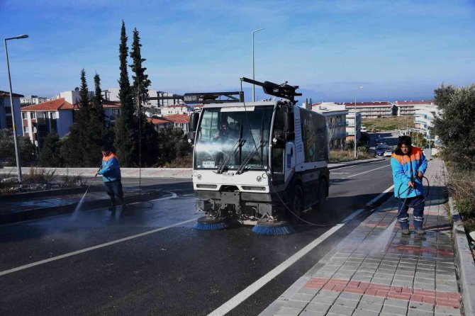 Kuşadası’nın Hijyen Savaşçıları Görev Başında