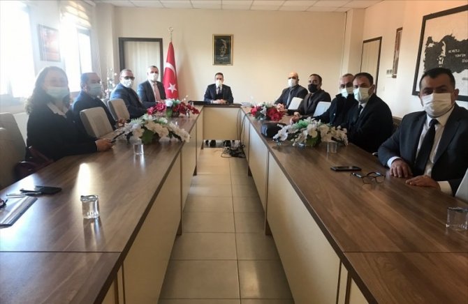 Kaymakam İ̇lyas Memiş, Lise Müdürleri İle Toplantı Yaptı