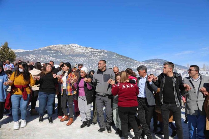 Toroslar ’Kaf Festivali’ İle Renklendi
