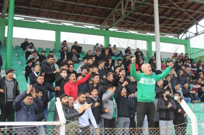 Salihli’de Kazanan Manisa Sanayispor Oldu