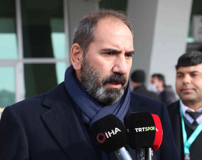 Mecnun Otyakmaz: “3 Puan Aldığımız İçin Çok Sevinçliyiz”