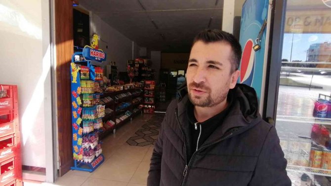 Marketten İçki, Sigara Ve Meze Alan Şahıs ’Cüzdanım Araçta’ Diyerek Kayıplara Karıştı