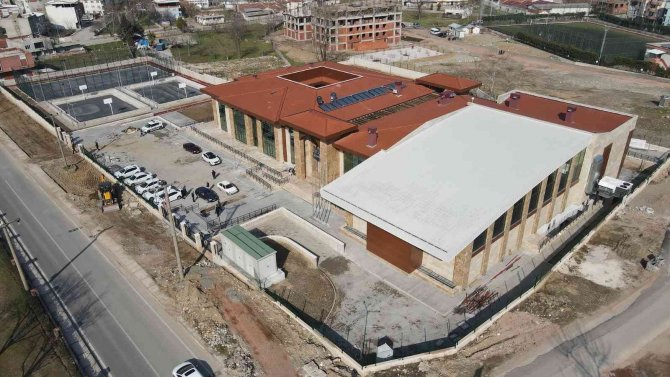 Yıldırım Gençlik Merkezinde Sona Yaklaşılıyor