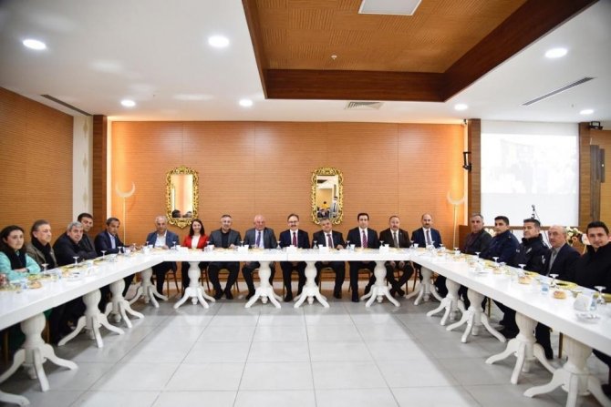 Amatör Spor Kulüplerine 200 Bin Tl Nakdi Yardım Yapıldı