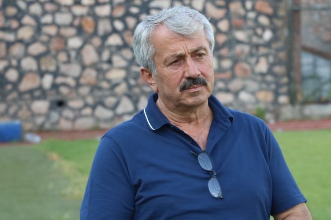 Belediye Derincespor Teknik Direktörü Murat Parlak: