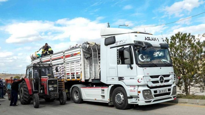 Altındağ’da Çiftçilere Tohum Desteği
