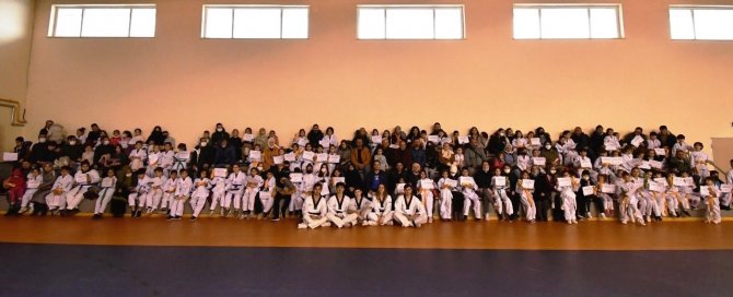 Altınovalı Tekvandocular Kuşak Atladı