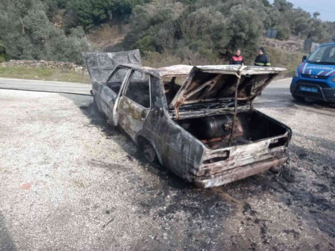 Aydın’da Otomobil Küle Döndü