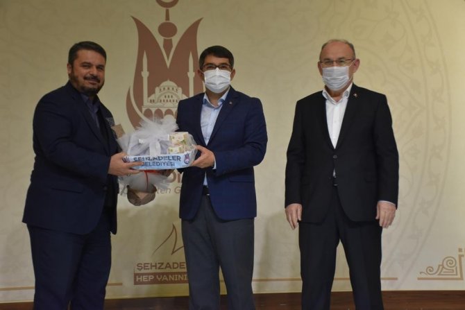 Manisa’nın Manevi Mimarı Konferansla Anıldı
