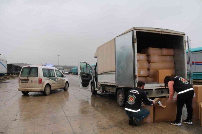 Başkentte Gümrük Muhafaza Ekipleri 2.3 Ton Kaçak Tütün Ele Geçirdi