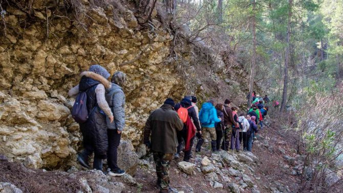 Dutalan Şelalesi Yükselen Su Debisiyle Hayata Döndü