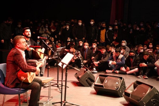 Çayırova’da Türkü Dolu Gece