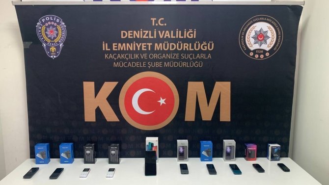 Yüzlerce Kaçak Ürün Ve 63 Bidon İçerisinde 315 Litre Etil Alkol Ele Geçirildi